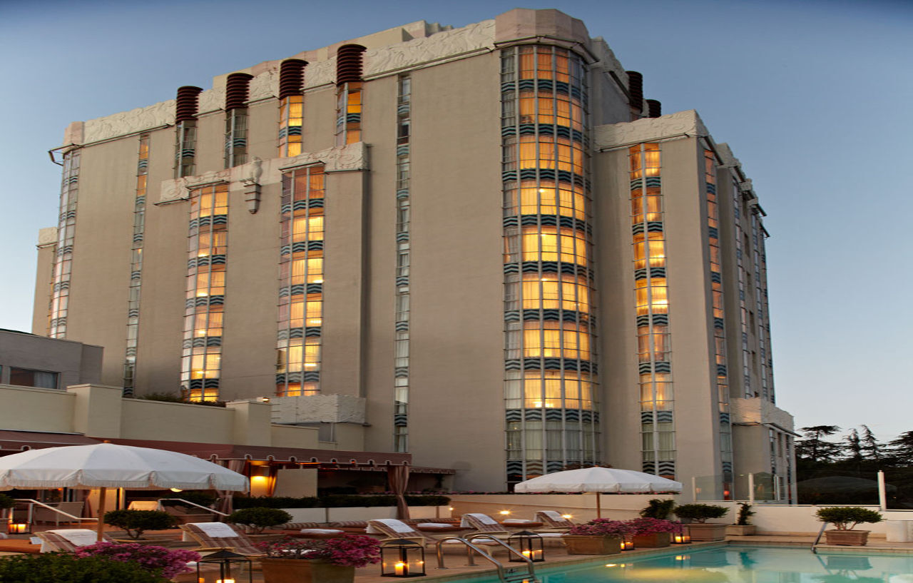 Sunset Tower 5*